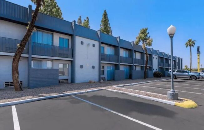2 beds, 2 baths, $1,200, Unit 241