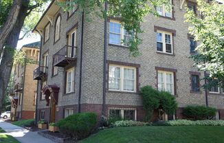 Top Floor Capitol Hill Apartment Near Downtown