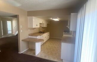 2 beds, 2 baths, $1,595, Unit # 2