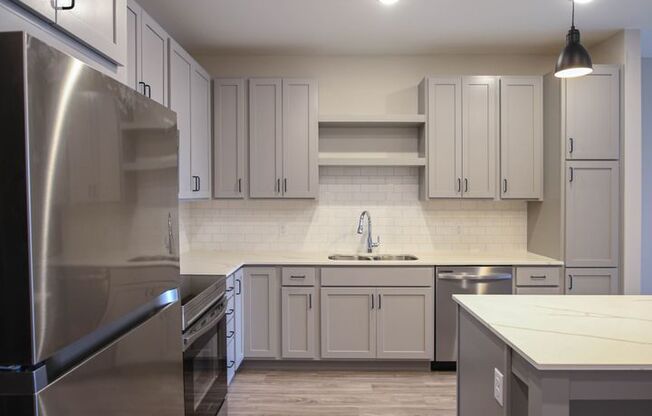 1 bed, 1 bath, 898 sqft, $1,745, Unit 221