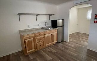 Studio, 1 bath, $825, Unit 24