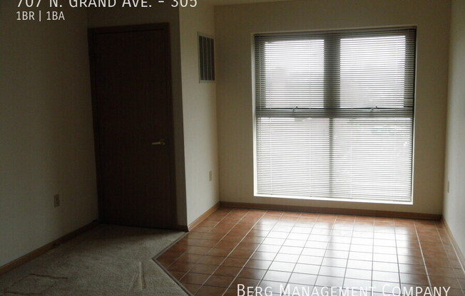 707 N Grand Ave