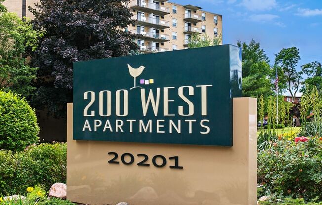 200 West Apartments
