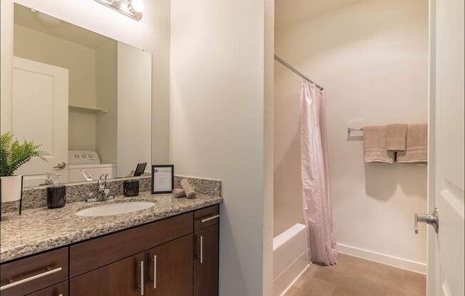 Welcome to Riverplace Apartment Homes