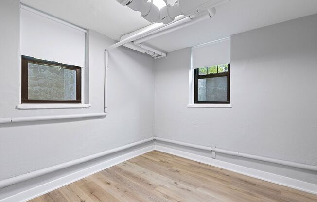 Newly Remodeled 1 Bed Vintage Charm with 21st Century Upgrades