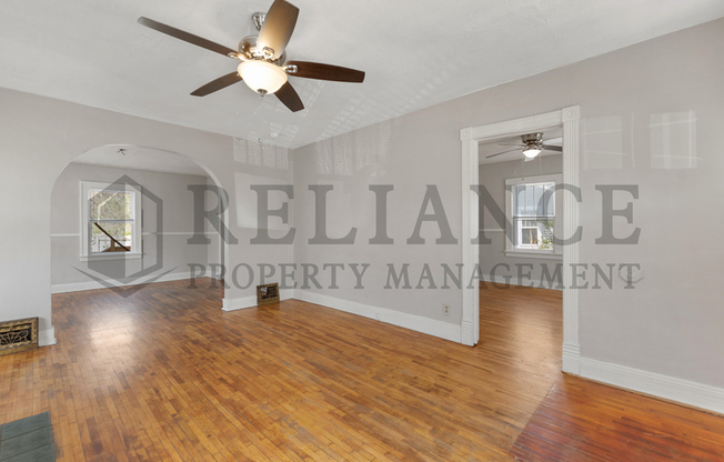 129 N MERIDIAN AVE