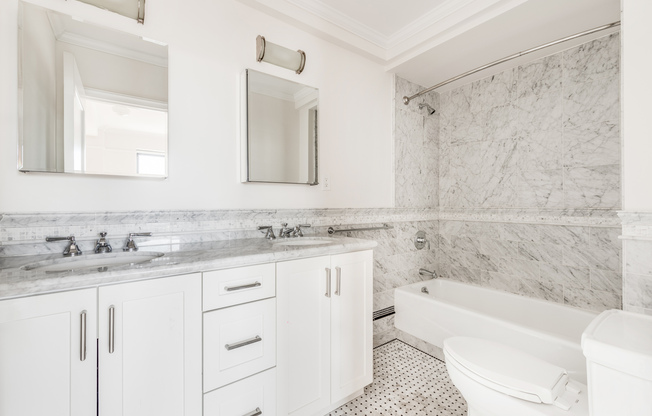3 beds, 3.5 baths, $23,995, Unit 20A