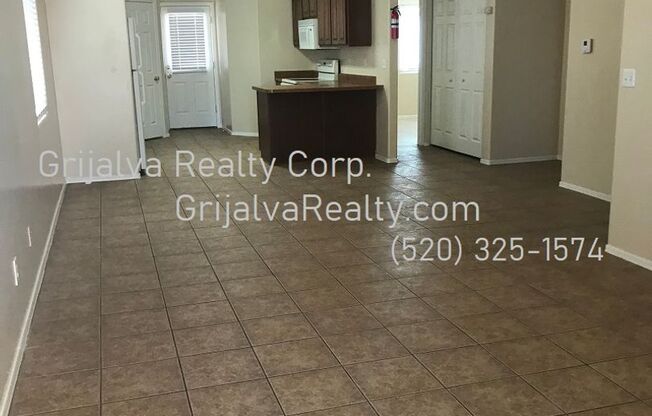 Spacious 4 Bedroom, 2 Bath House for Rent (36th St/Campbell)