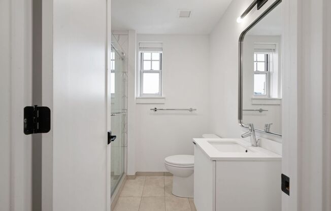 Studio, 1 bath, 576 sqft, $2,270, Unit 1406