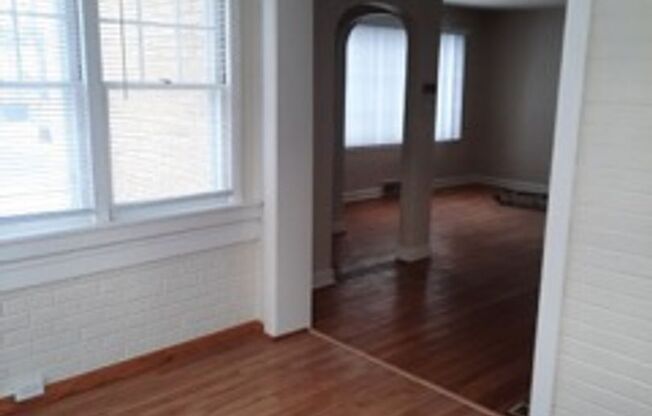 2 beds, 2 baths, $1,400