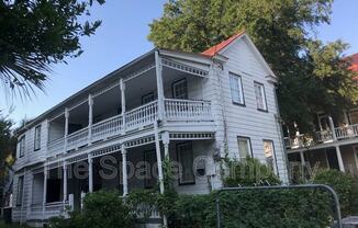 46 1/2 VANDERHORST ST