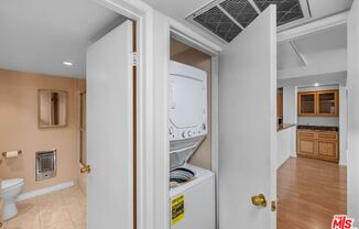 2 beds, 2 baths, 1,071 sqft, $4,100, Unit 801