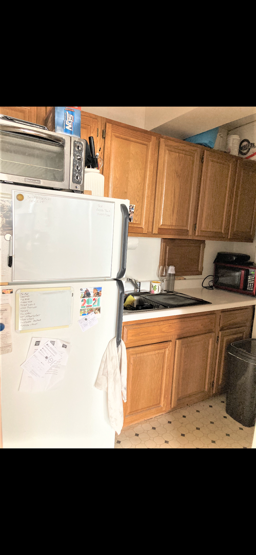 1 bed, 1 bath, 700 sqft, $1,875, Unit 418-1410