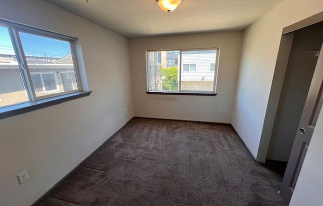 2 beds, 2 baths, $1,550, Unit 206