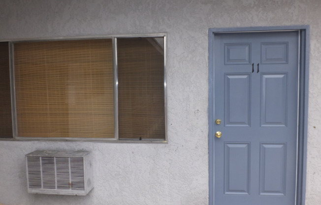 6890 Paramount Blvd. 8