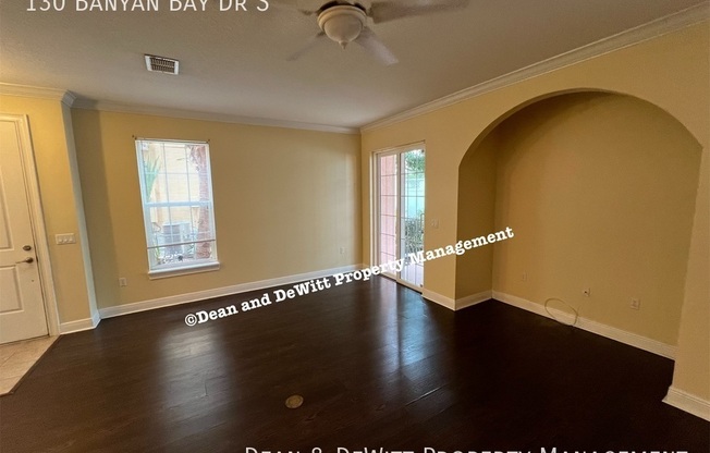 130 BANYAN BAY DR S