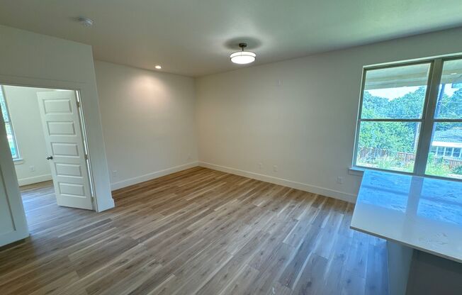 1 bed, 1 bath, 562 sqft, $1,095, Unit 1110