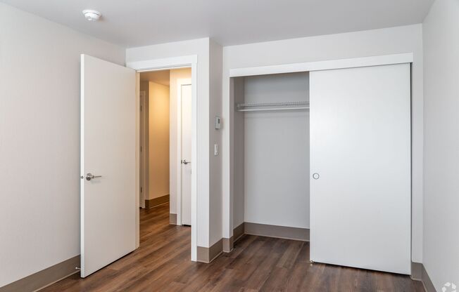 2 beds, 1 bath, 794 sqft, $1,500, Unit 02