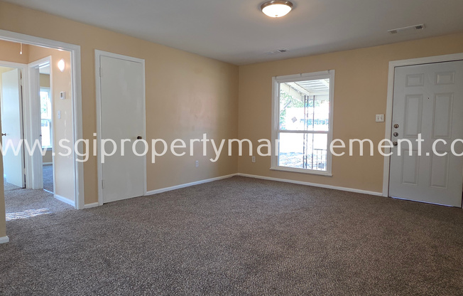 402 S STORY RD