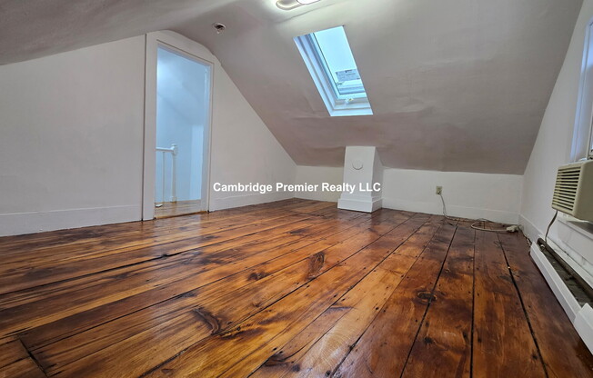 7 WYATT ST