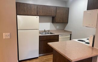 Studio, 1 bath, 413 sqft, $759, Unit 371