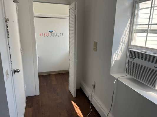 35 4 28 AVE