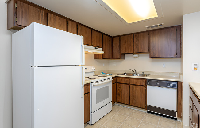 BRIARWOOD APTS