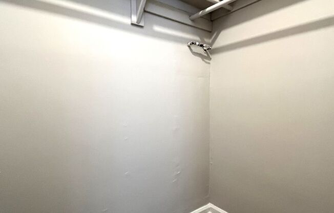 2 beds, 2 baths, 1,058 sqft, $1,249, Unit N