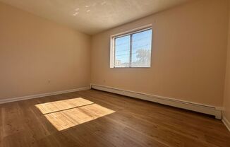 362 Centre St