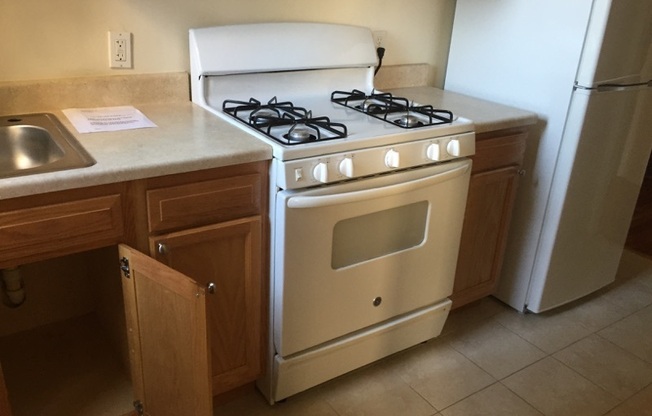 1 bed, 1 bath, 550 sqft, $1,325, Unit 408