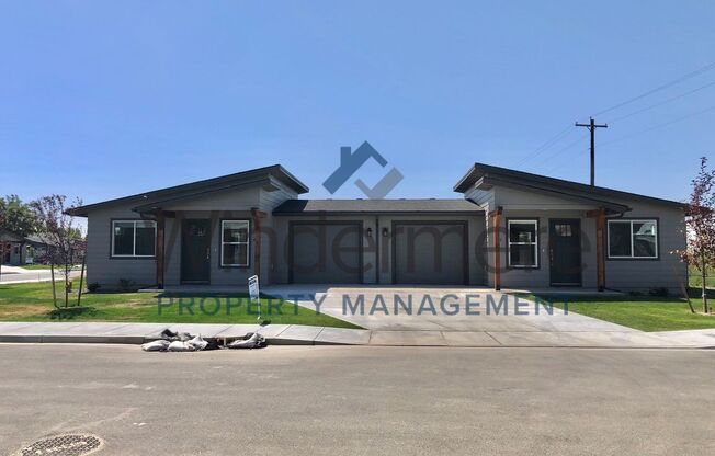 1 bed, 1 bath, 400 sqft, $1,195, Unit 411 Cowden