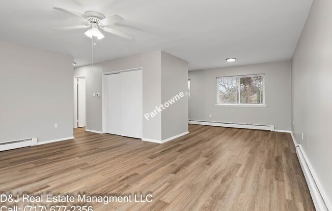 2 beds, 1 bath, 1,000 sqft, $1,295, Unit 3800- 3