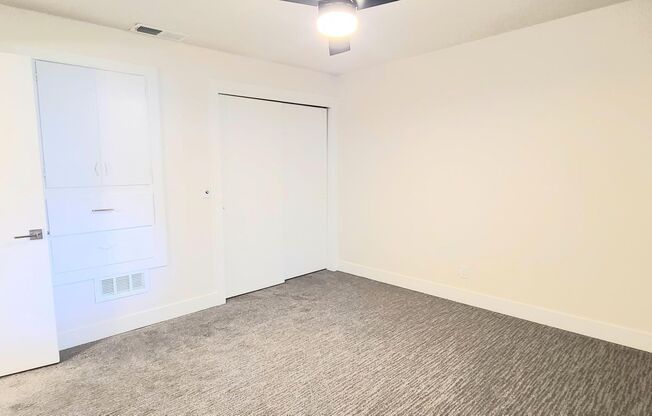 1 bed, 1 bath, 587 sqft, $1,094, Unit 5-01