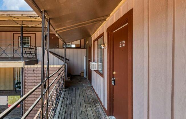 Casa Tropicana Village