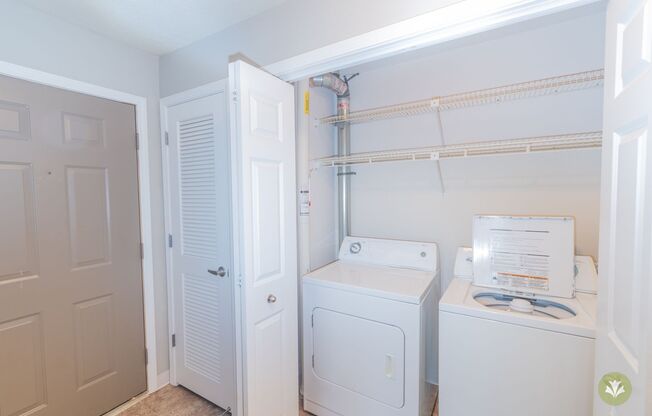 1 bed, 1 bath, 876 sqft, $1,195, Unit V-137