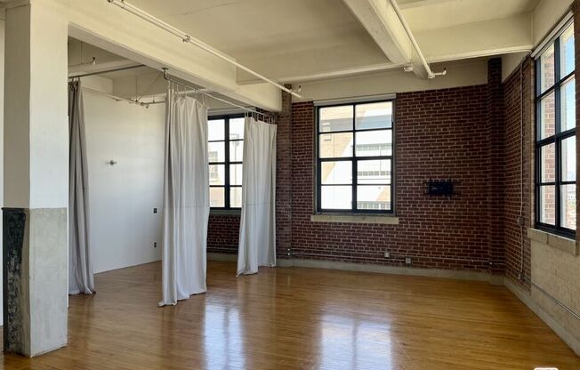 1 bed, 2 baths, 1,189 sqft, $3,950, Unit 504
