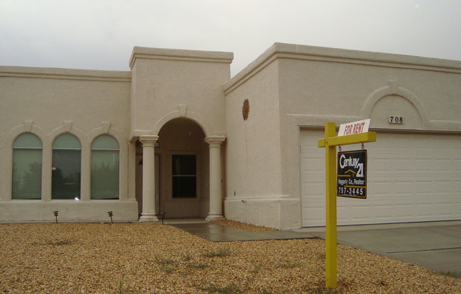 West El Paso 4 bed refrig A/C Home