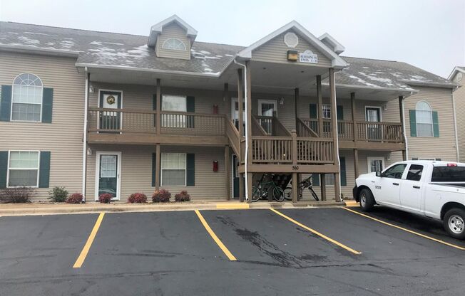 Apartment for Rent in Branson MO: Walk-in at Fall Creek Resort