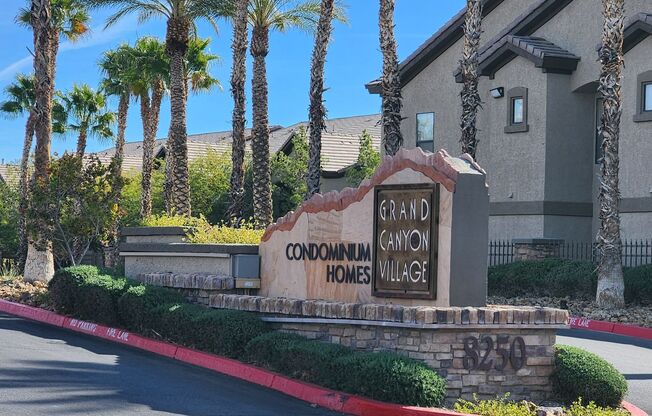 Skye Canyon 1-bedroom condo with garage—modern, cozy, and ready for you!