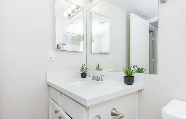 2 beds, 2 baths, 900 sqft, $1,250, Unit 2-159