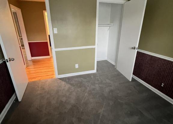 2 beds, 1 bath, 1,025 sqft, $1,850
