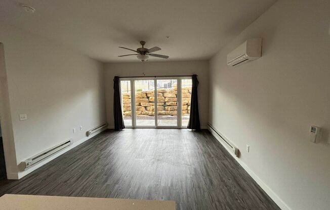 3 beds, 2 baths, 1,448 sqft, $2,095, Unit Lime 428