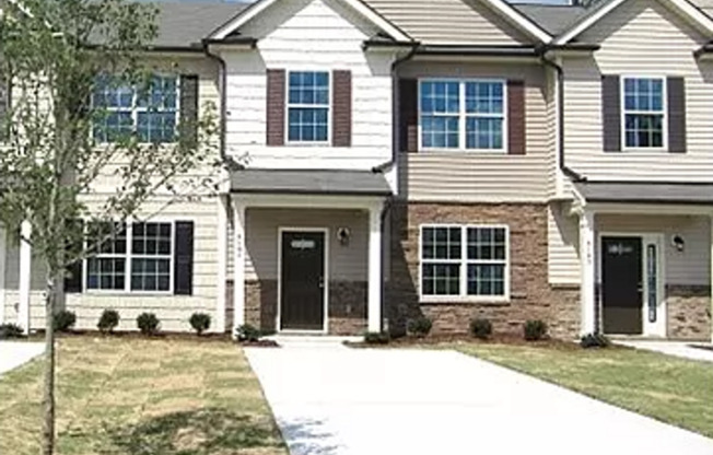 Lovely 3 Bedroom Townhouse in the desirable Addison Reserve Neighborhood of Raleigh