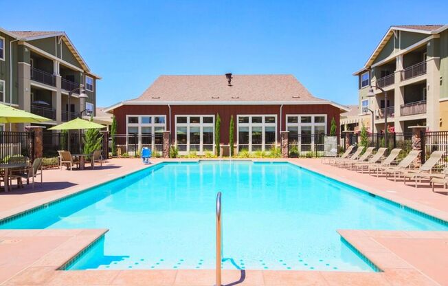 3 beds, 2 baths, 1,263 sqft, $1,930, Unit 243