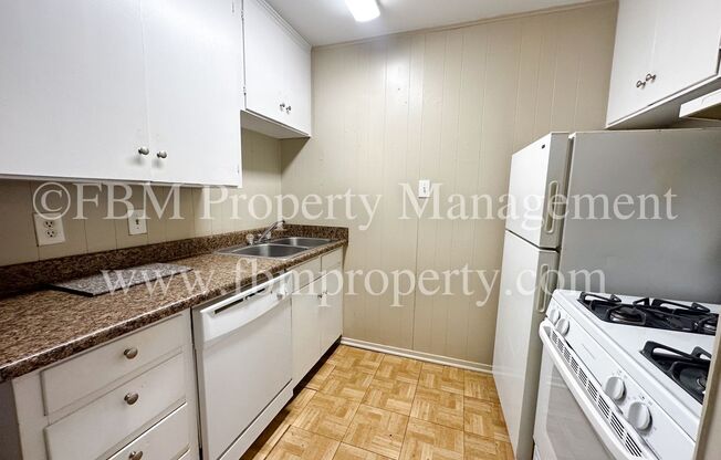 1 bed, 1 bath, 620 sqft, $825, Unit 24