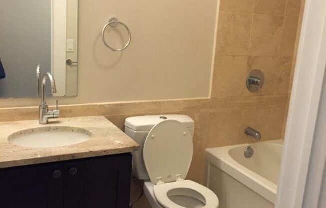 2 beds, 1 bath, 800 sqft, $1,700, Unit 3G