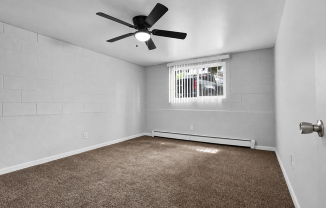 2 beds, 1 bath, 787 sqft, $1,345, Unit Unit 05