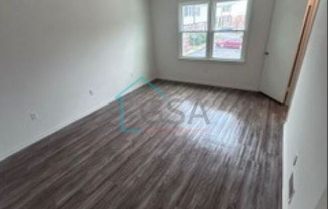 2 beds, 1.5 baths, 975 sqft, $950, Unit Cliffwood Terrace-4302-4A