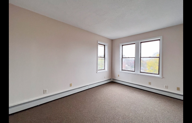 1 bed, 1 bath, 476 sqft, $1,300, Unit 404