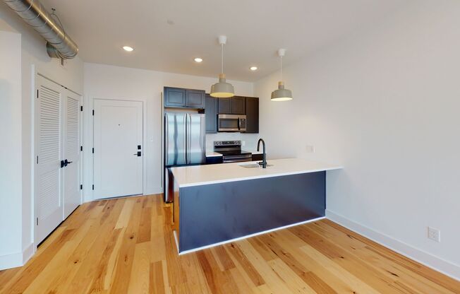 1 bed, 1 bath, 571 sqft, $1,375, Unit 314